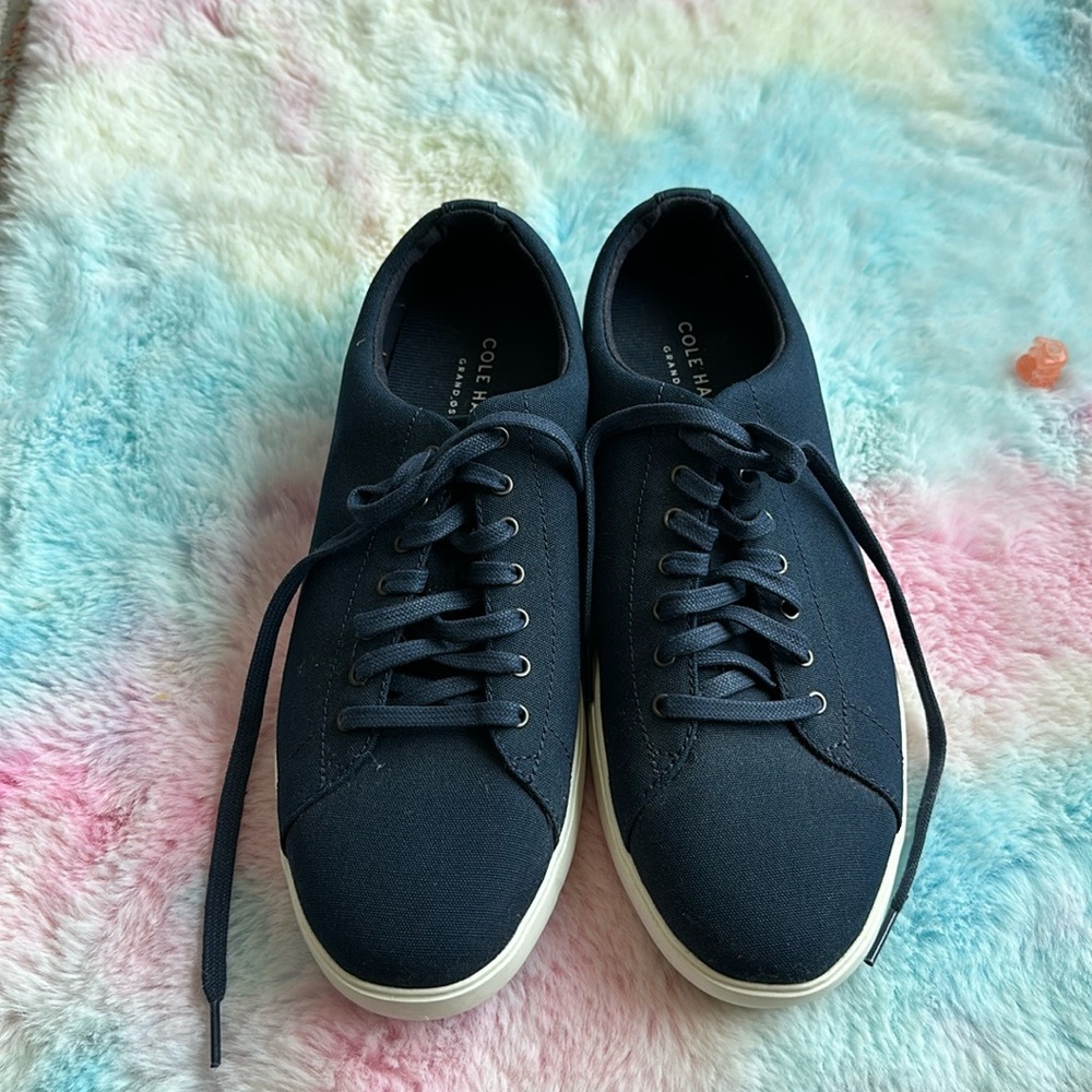 Cole haan men light weight sneakers size 10 new